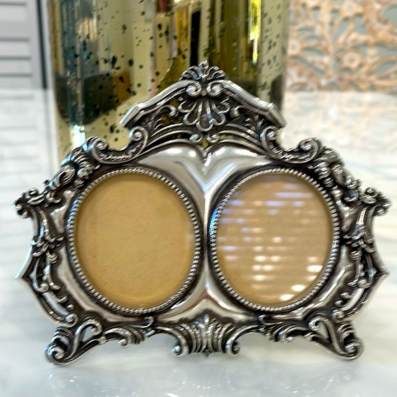 BRIGHTON DOUBLELE PICTURE FRAME - Picture 1 of 3